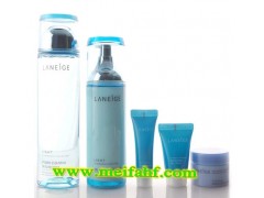 水酷轻盈活肤爽肤水 200ml 液体，水酷凝肌补水乳液 120ml 乳液状图3